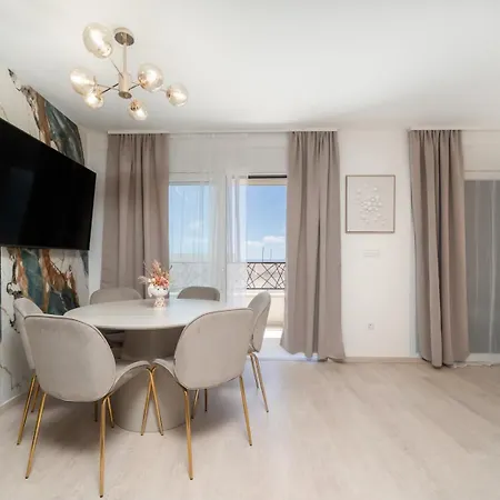 Luxury Mauro Апартаменти